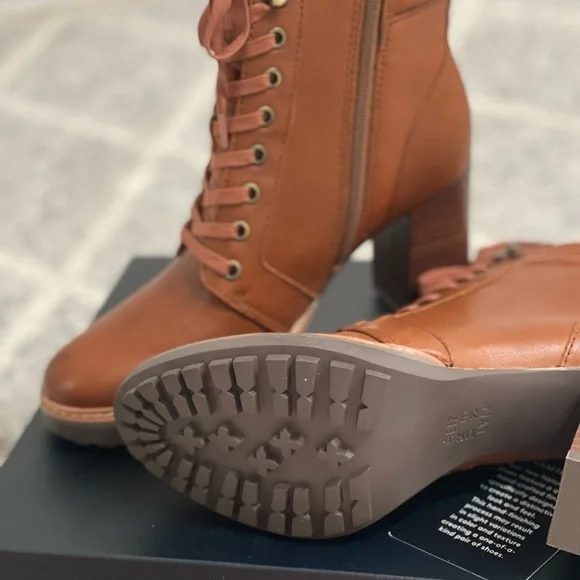 NATURALIZER ANKLE BOOTS TAN LEATHER - Picture 3 of 3